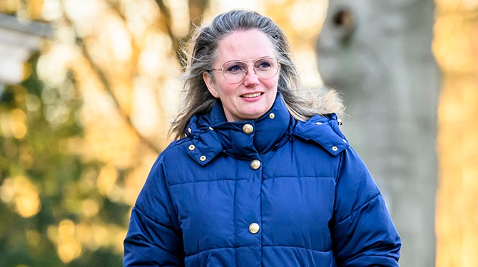 Gelukszoeker Agema gaat in het buitenland op zoek naar werk