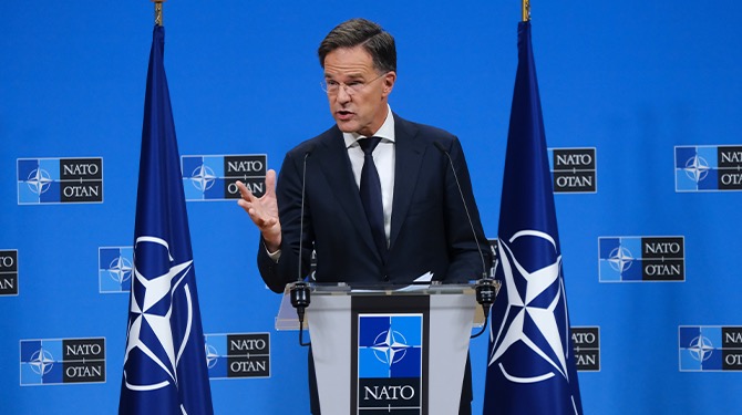 ​Rutte gaat er met gestrekt been in tegen Trump: 'Ik hoop hem later te spreken'