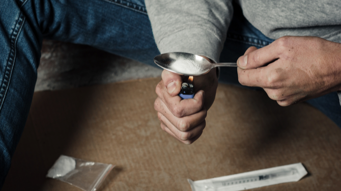 Daan doet niet aan Stoptober maar wel aan Crackuari t/m Crackcember