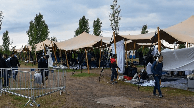 Nederlandse gemeenten vinden dat andere gemeenten te weinig asielzoekers opvangen