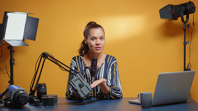 Mental health tiktokker helpt jongeren met mentale problemen die ze zonder TikTok nooit gehad hadden