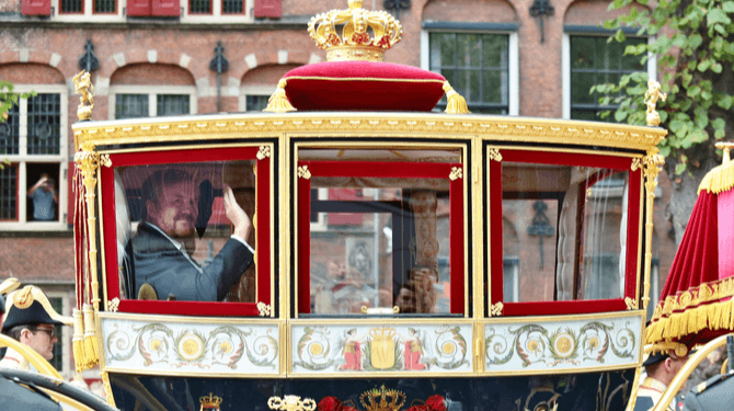 Historische troonrede na historische rijtoer op historische Prinsjesdag wordt ‘historisch’