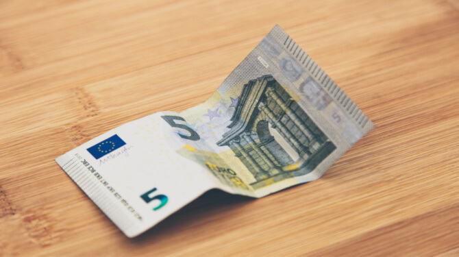 Meeste winkels accepteren geen briefjes van 5 meer