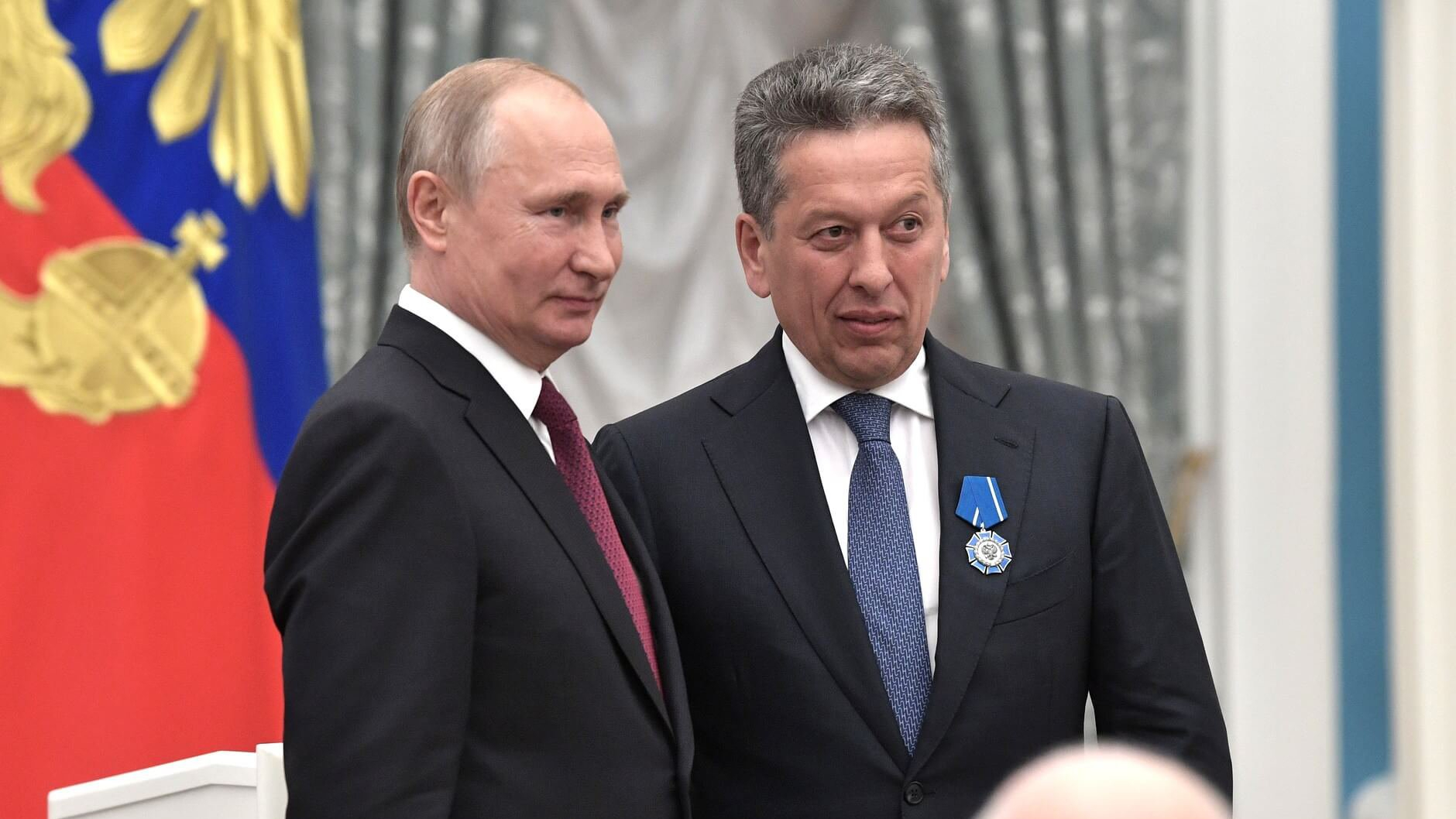 Twee toesnellende Russische FSB-agenten konden fatale val oligarch uit raam niet voorkomen