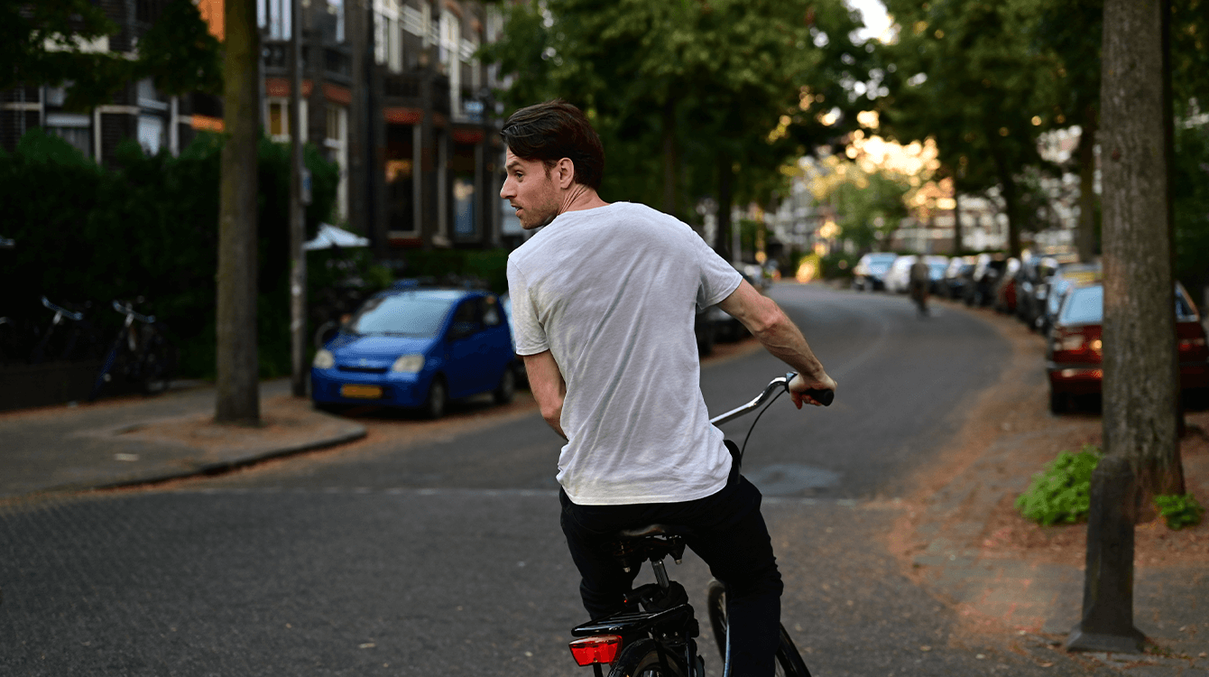 Joep fietst drie kwartier naar de fysio om te horen dat ie rust moet nemen