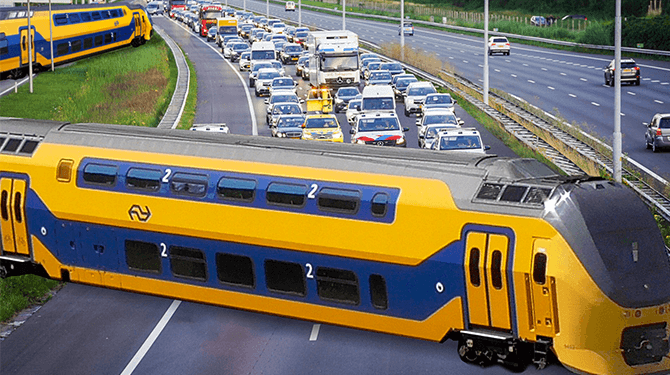 Boze NS-medewerkers blokkeren snelwegen