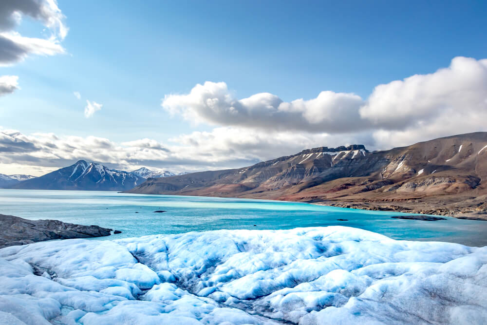 Niet alleen slecht nieuws uit Spitsbergen: eilandengroep warm genoeg voor Expeditie Robinson