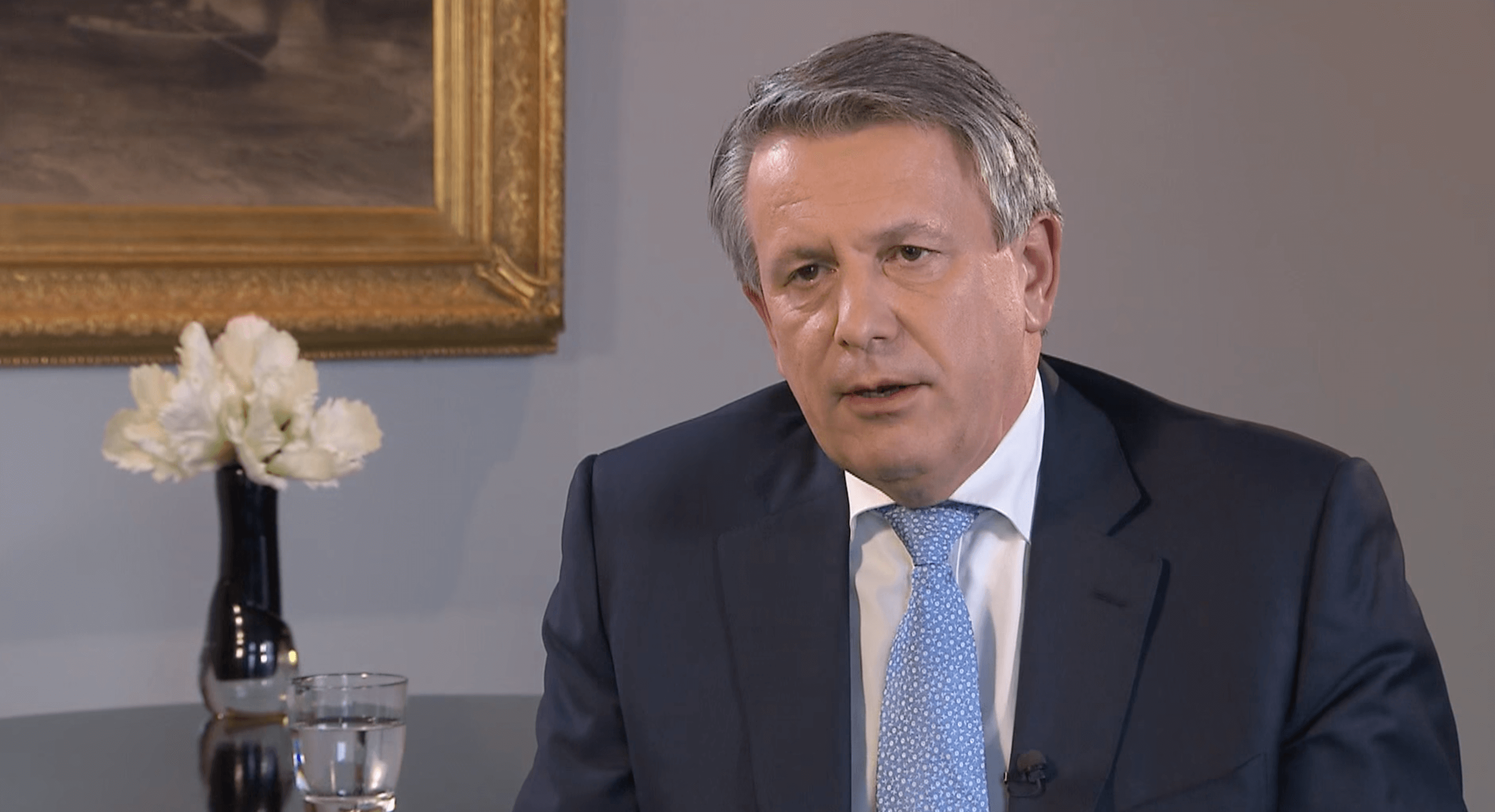 Shell-CEO besluit om niet met het vliegtuig op vakantie te gaan: ‘Je doet wat je kan’